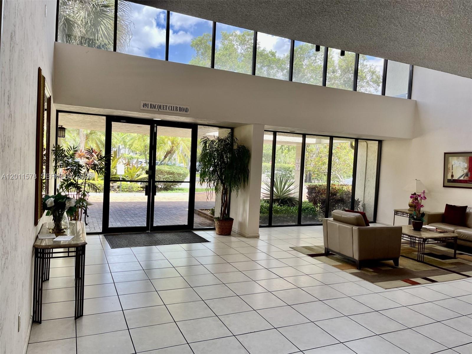 BLDG 130 OF COUNTRY CLUB - Residential