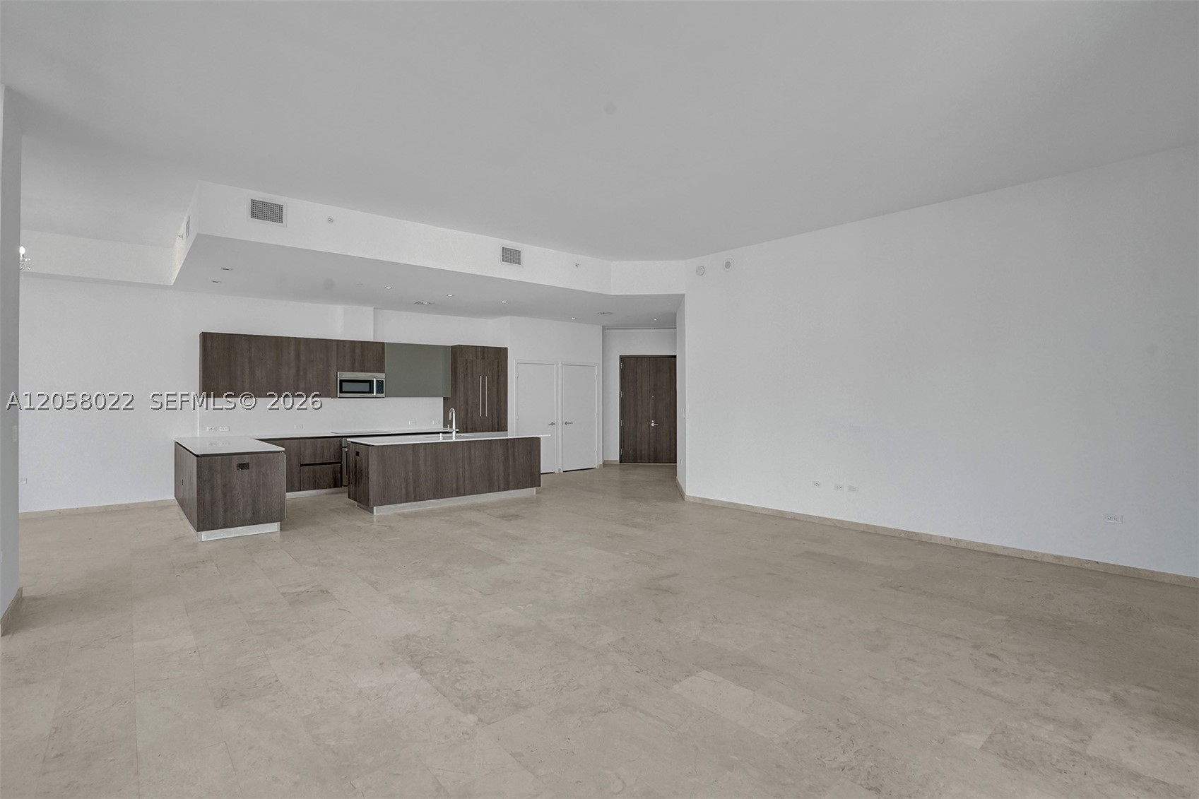 RISE CONDO - Residential