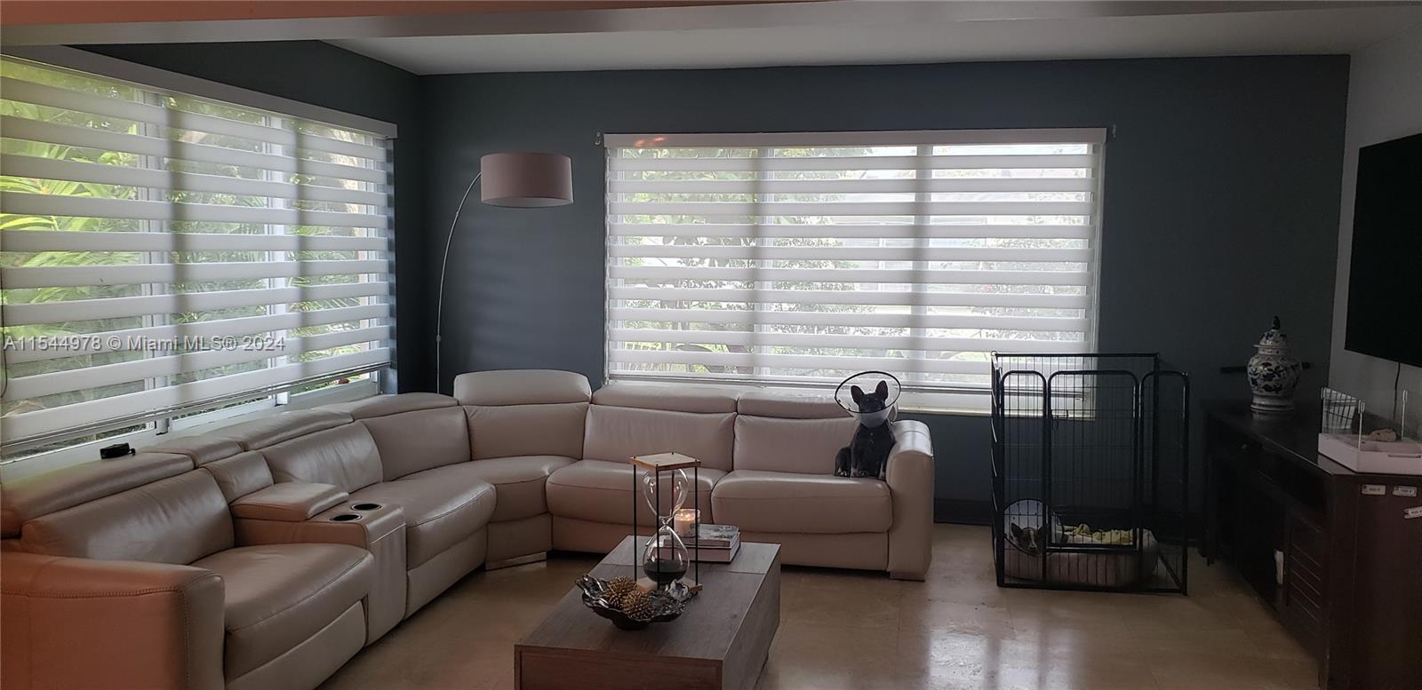 MIRACLE MANOR 5TH ADDN - Residential