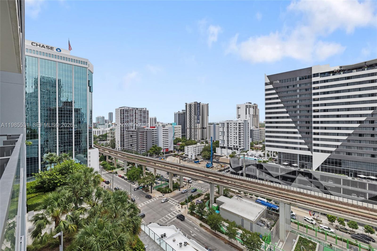RISE CONDO - Residential