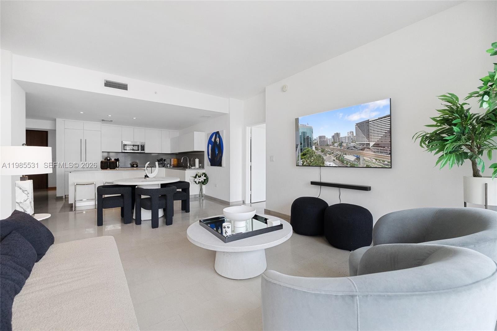 RISE CONDO - Residential