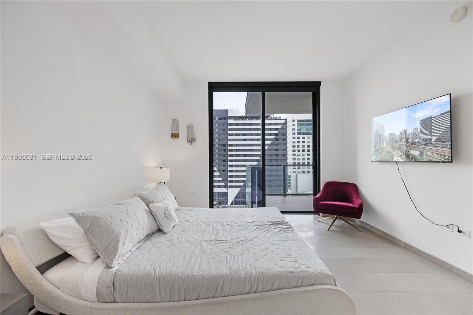 RISE CONDO - Residential