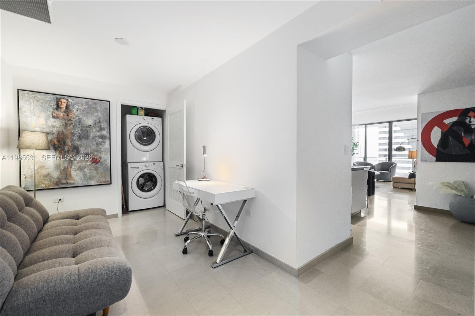 RISE CONDO - Residential