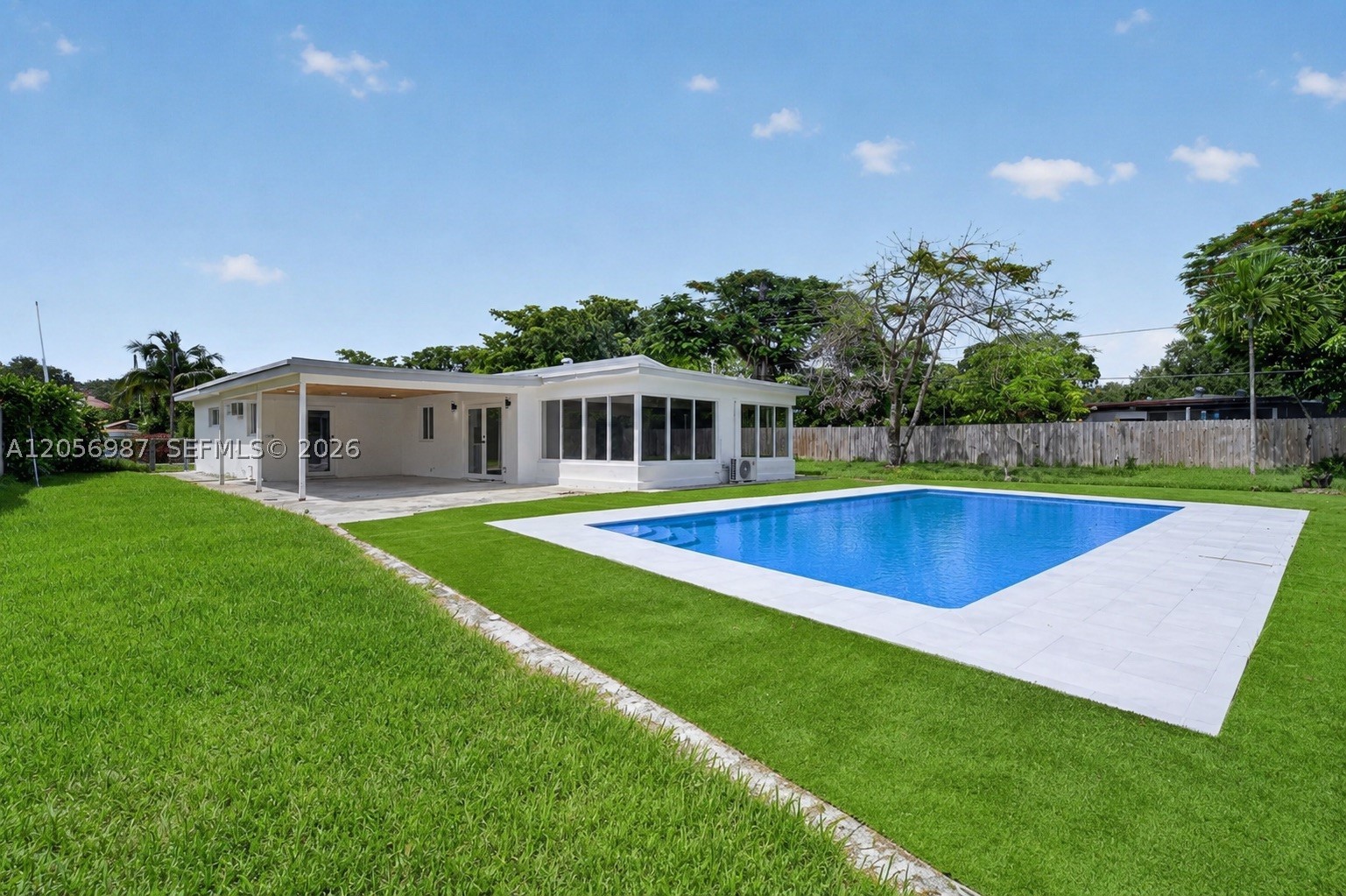 LAWN ACRES - Residential