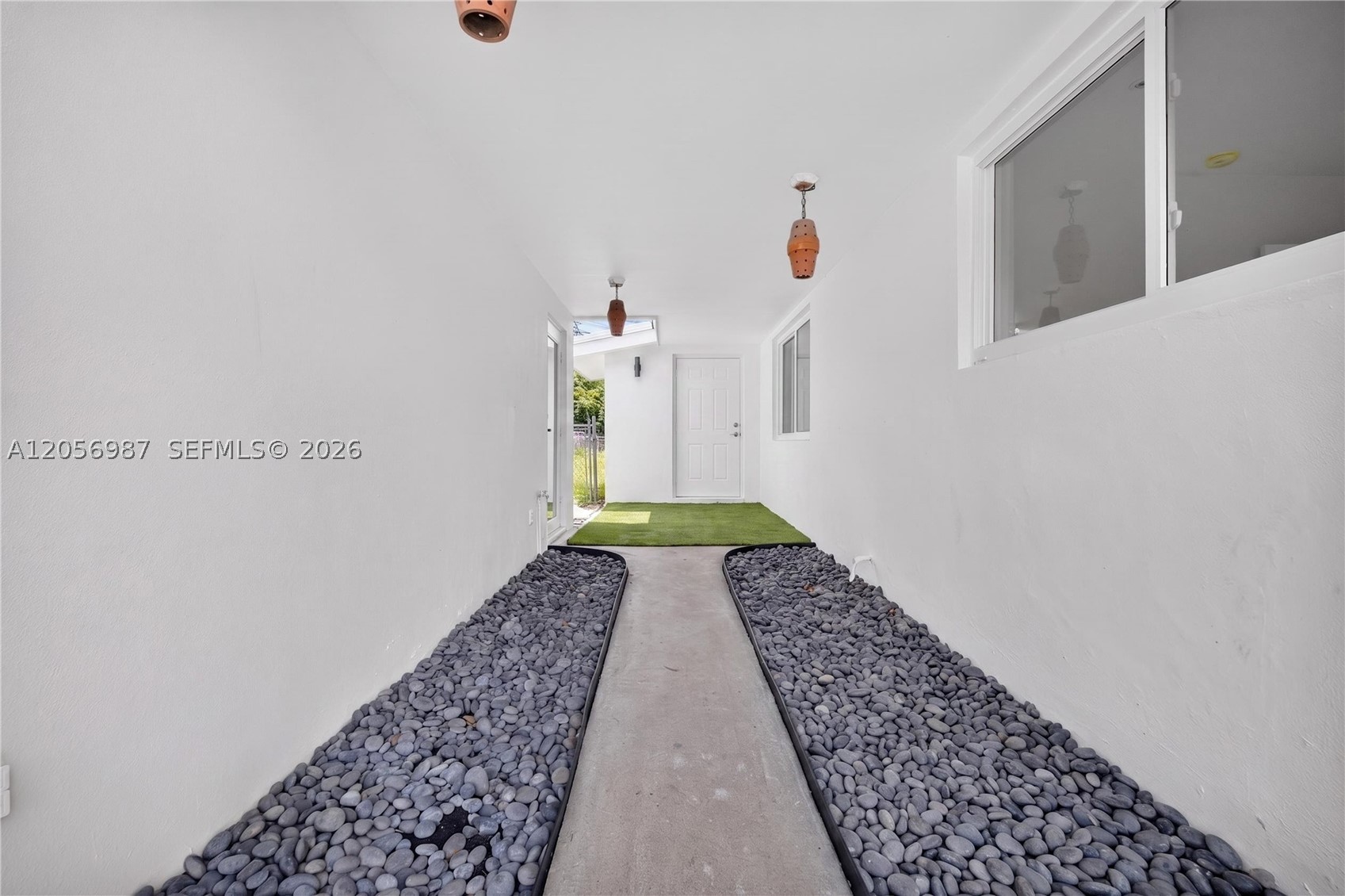 LAWN ACRES - Residential