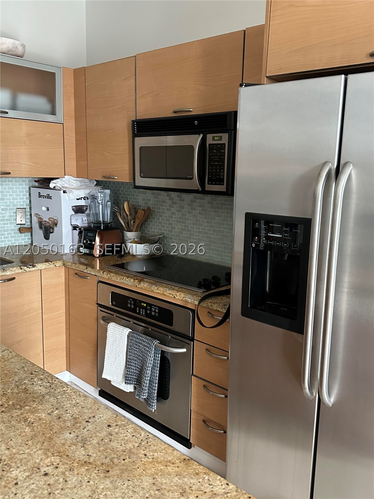 MIDTOWN LOFTS CONDO - Residential Lease