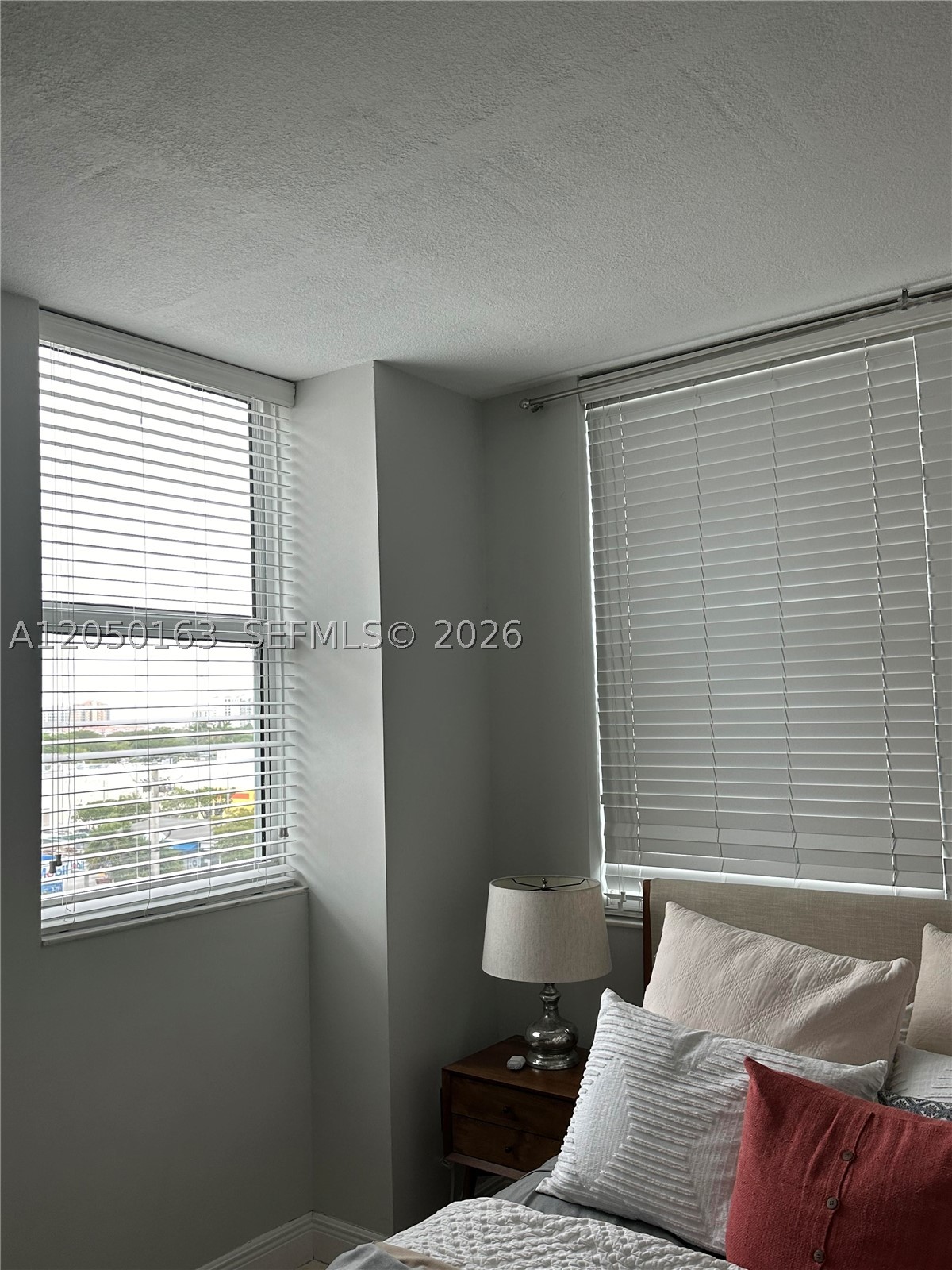 MIDTOWN LOFTS CONDO - Residential Lease