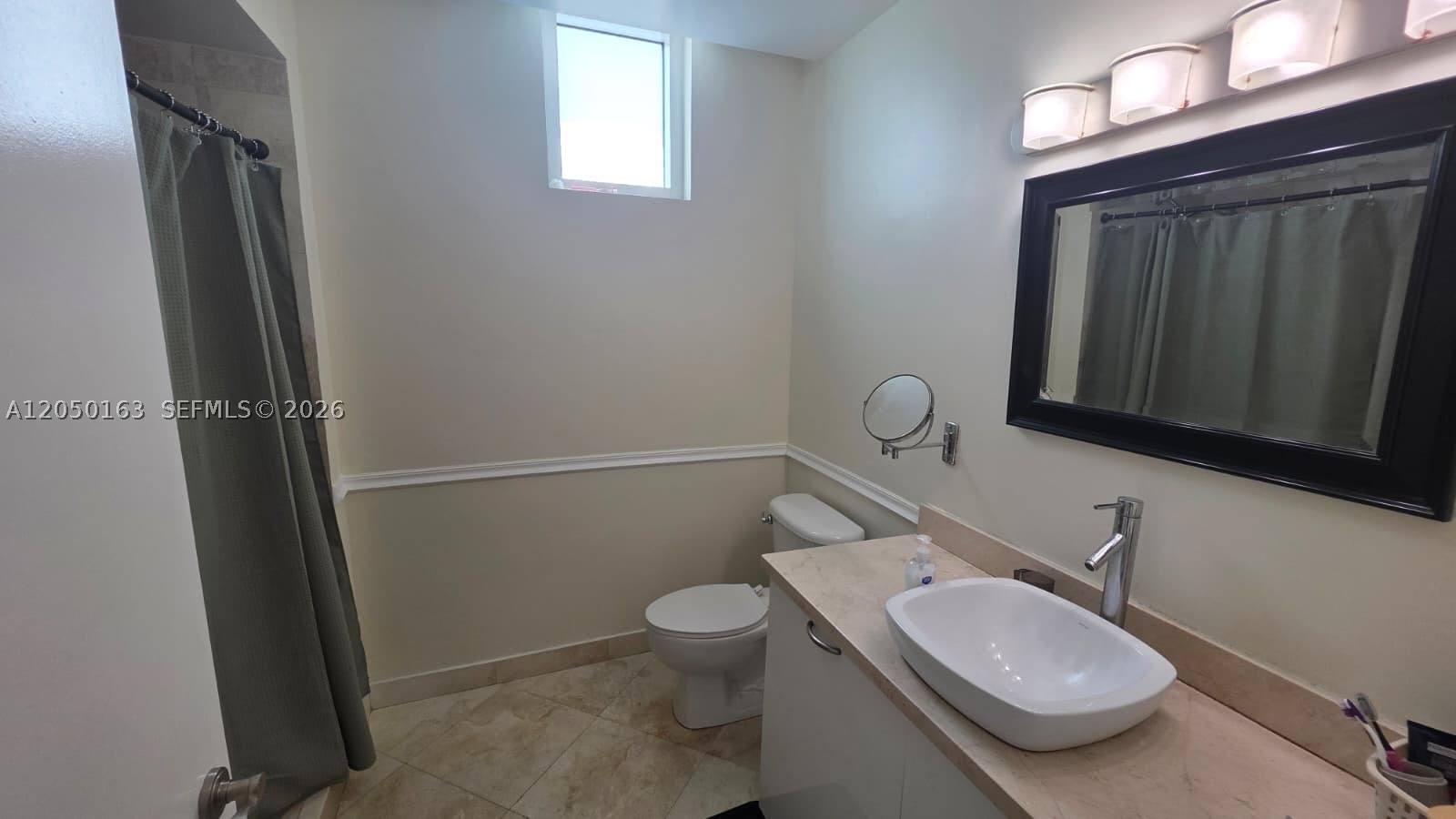 MIDTOWN LOFTS CONDO - Residential Lease