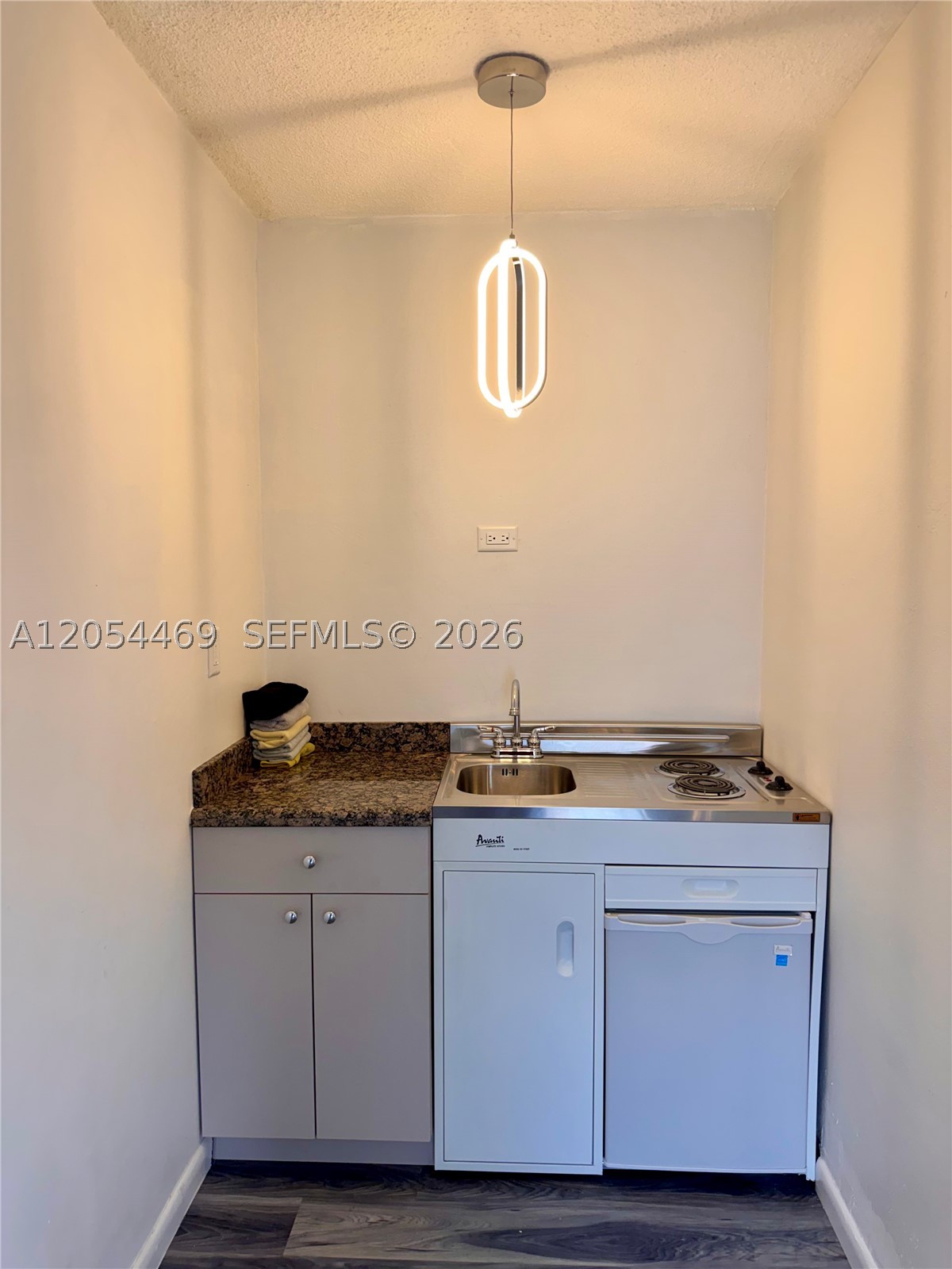 COMFORT GARDENS 1ST ADDN - Residential Lease