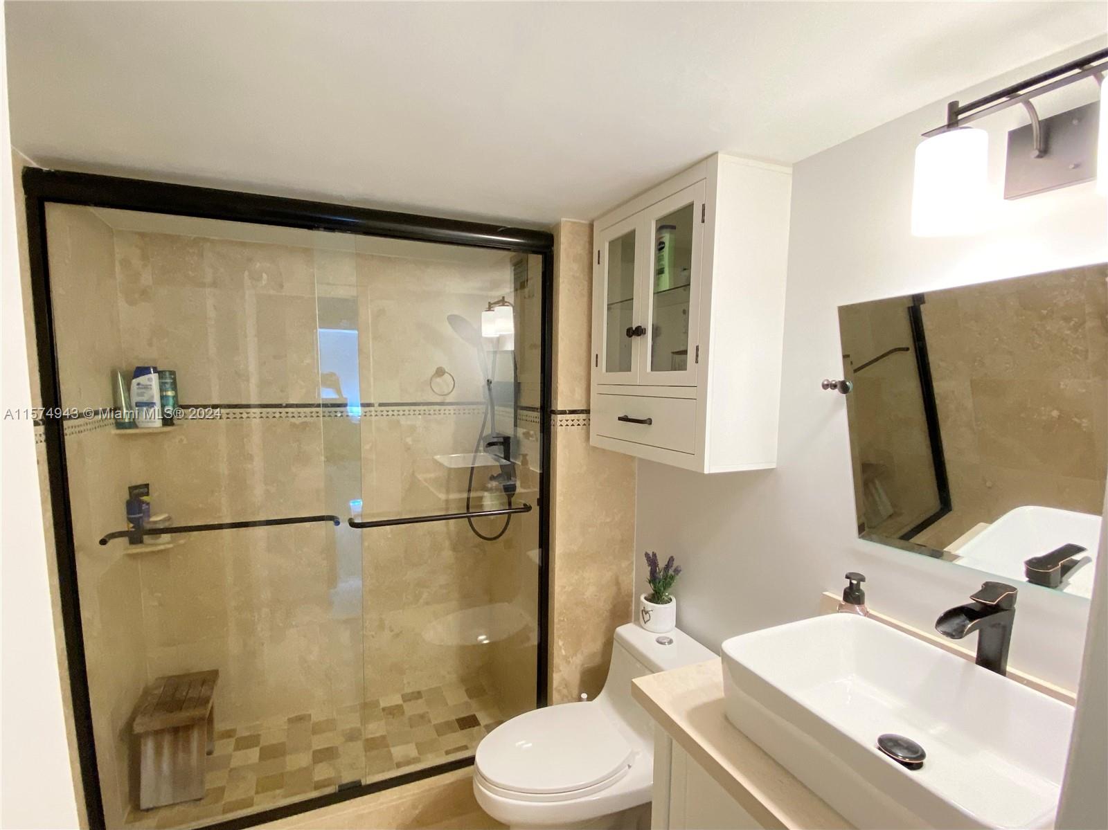 OCEAN PARK CONDO - Residential Lease