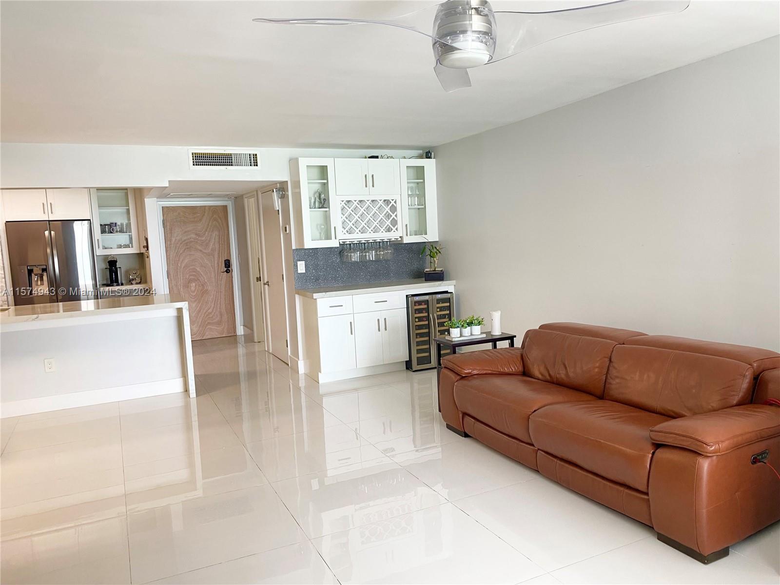 OCEAN PARK CONDO - Residential Lease