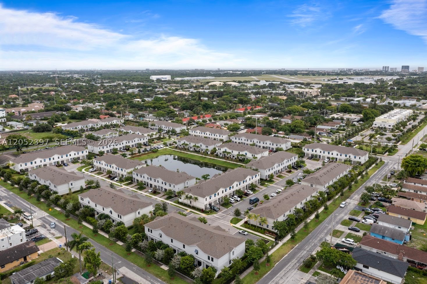 HIGHLAND OAKS - Residential Lease