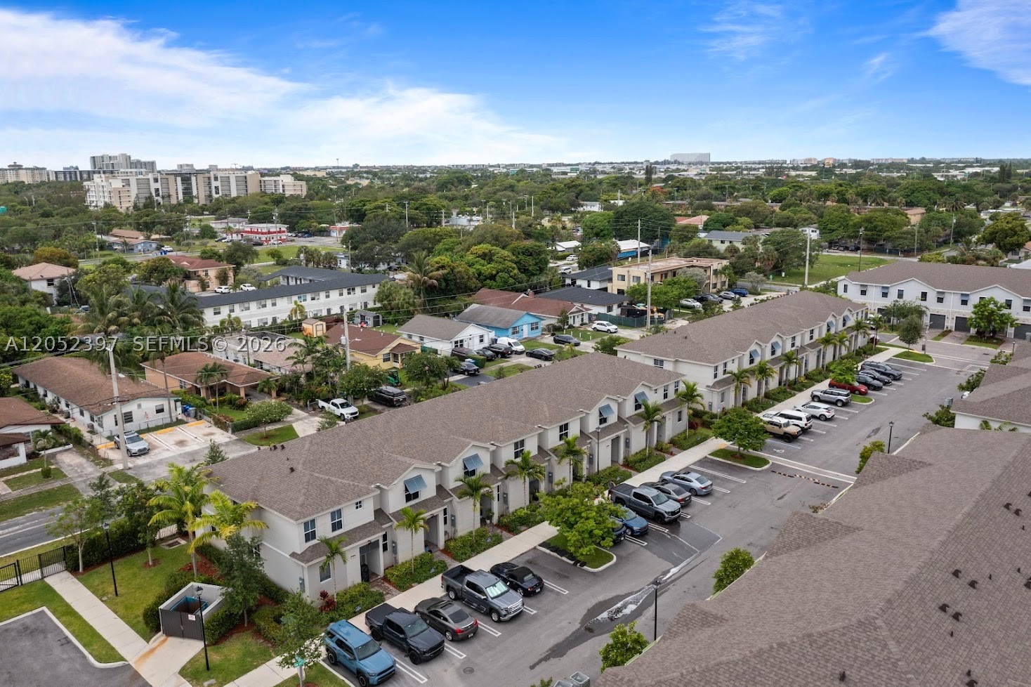 HIGHLAND OAKS - Residential Lease
