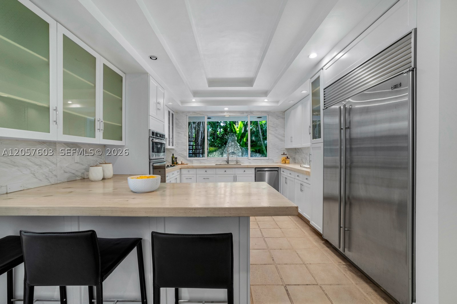SUNSHINE VILLAS - Residential