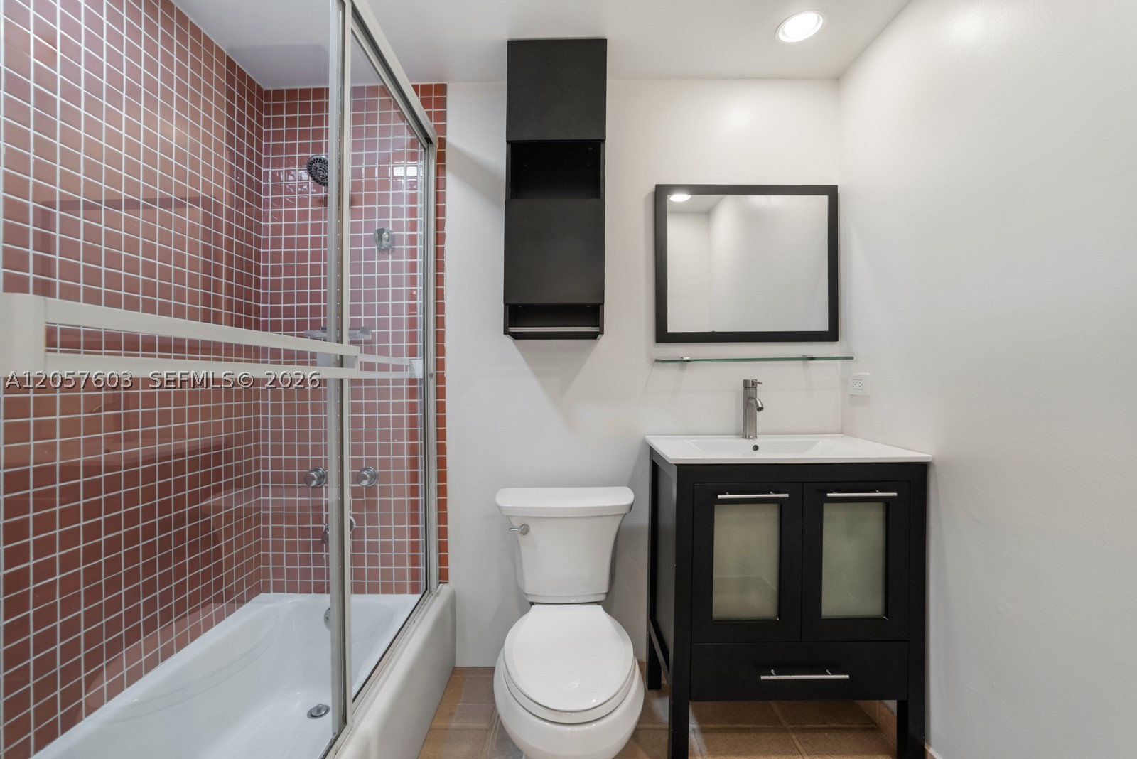 SUNSHINE VILLAS - Residential