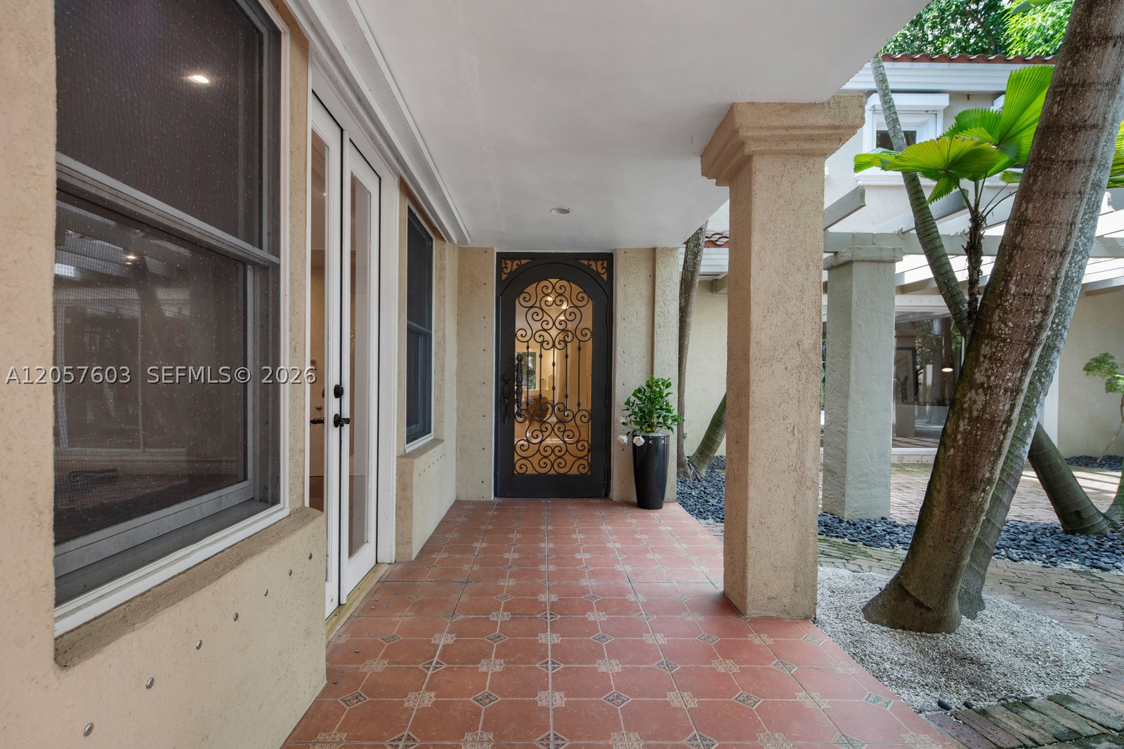 SUNSHINE VILLAS - Residential