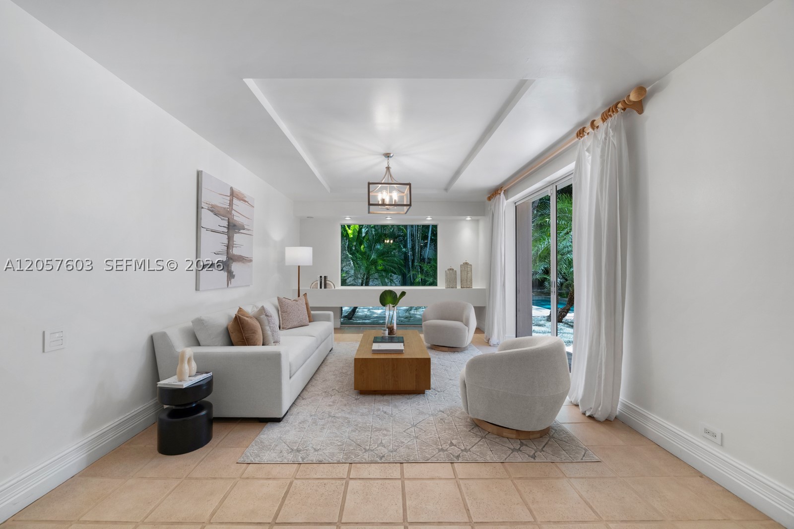 SUNSHINE VILLAS - Residential