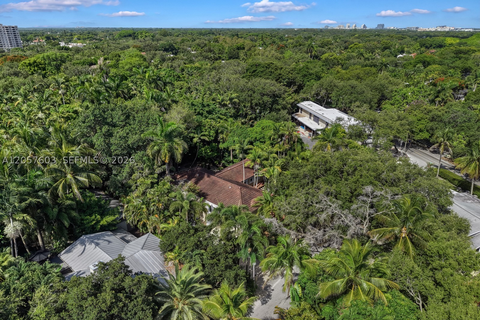 SUNSHINE VILLAS - Residential