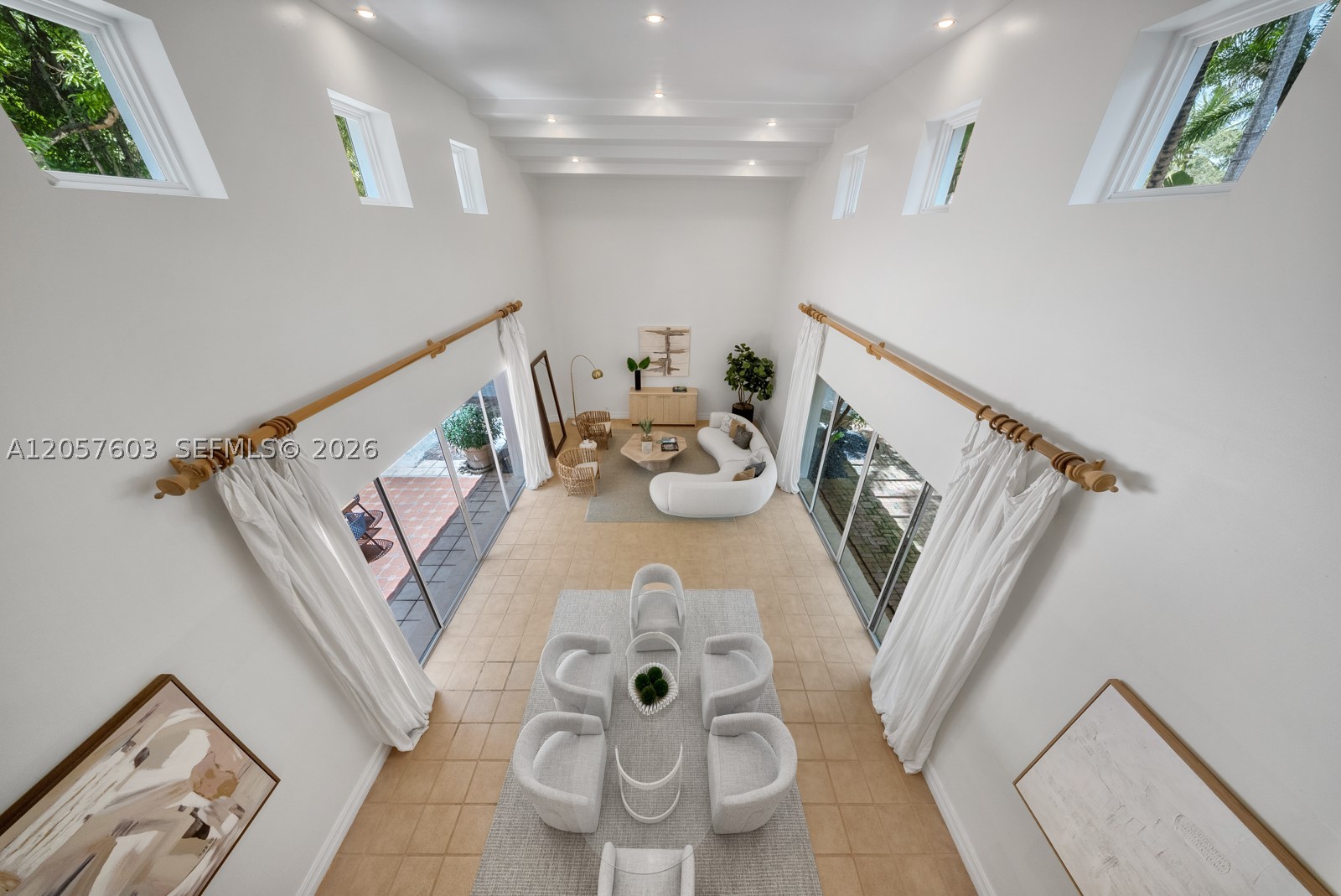 SUNSHINE VILLAS - Residential