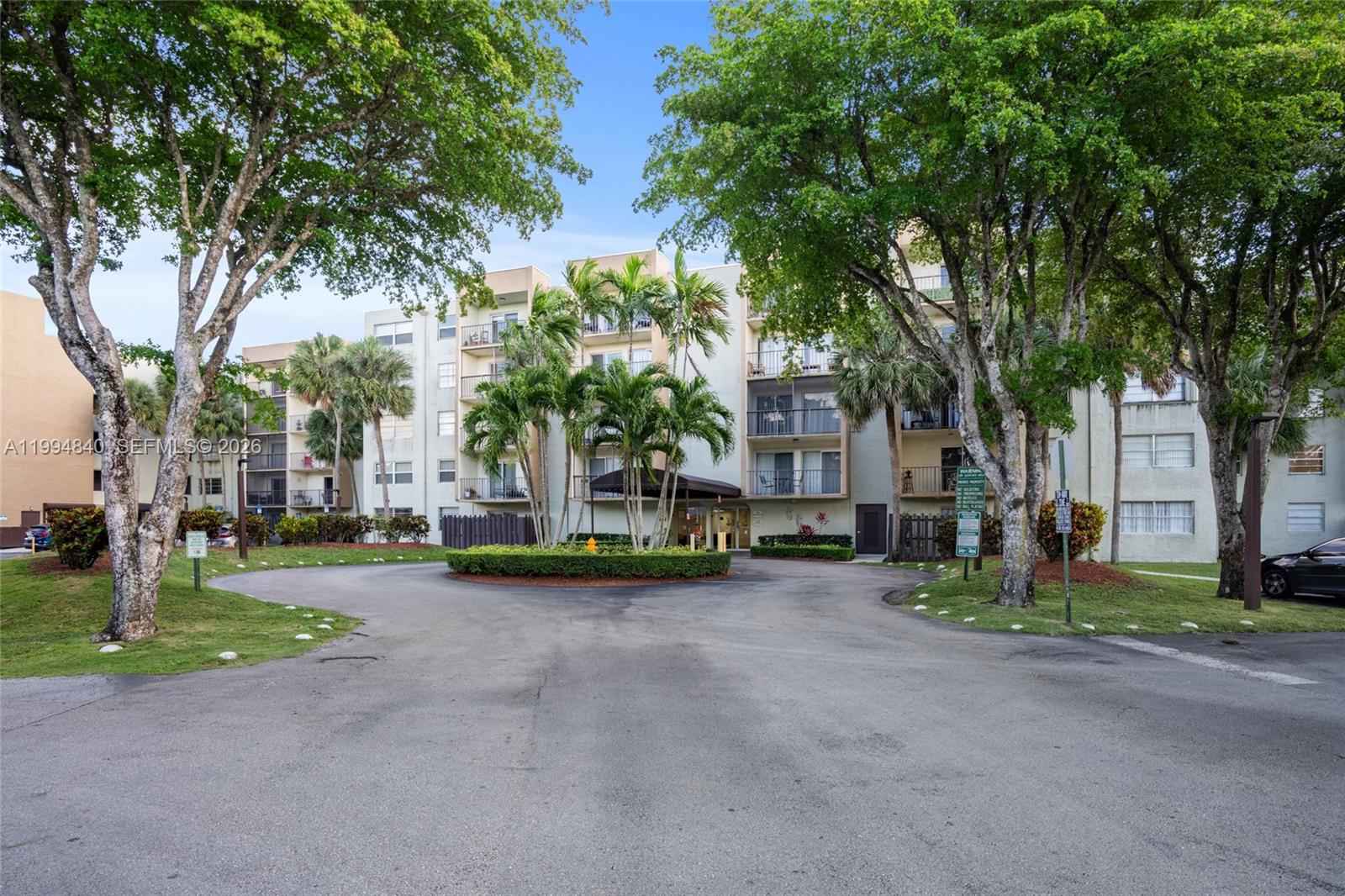 CYPRESS CLUB OF KENDALE C - Residential