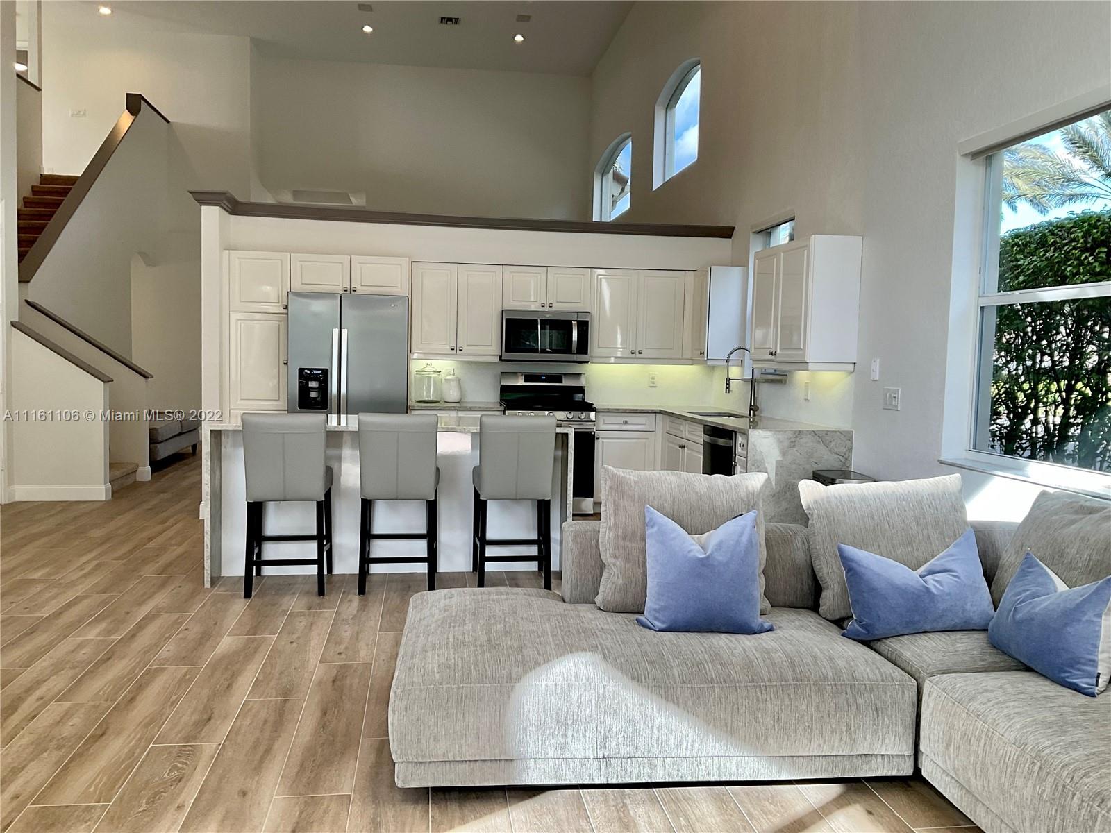 IBIS GOLF AND COUNTRY CLU - Residential Lease