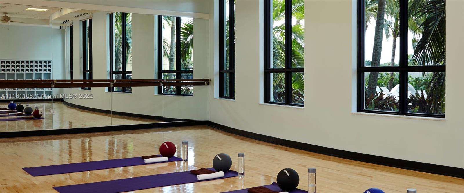 IBIS GOLF AND COUNTRY CLU - Residential Lease