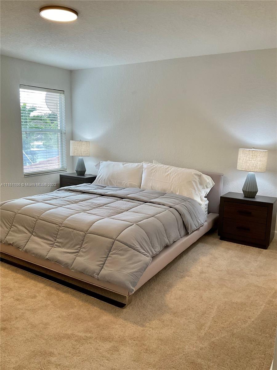 IBIS GOLF AND COUNTRY CLU - Residential Lease