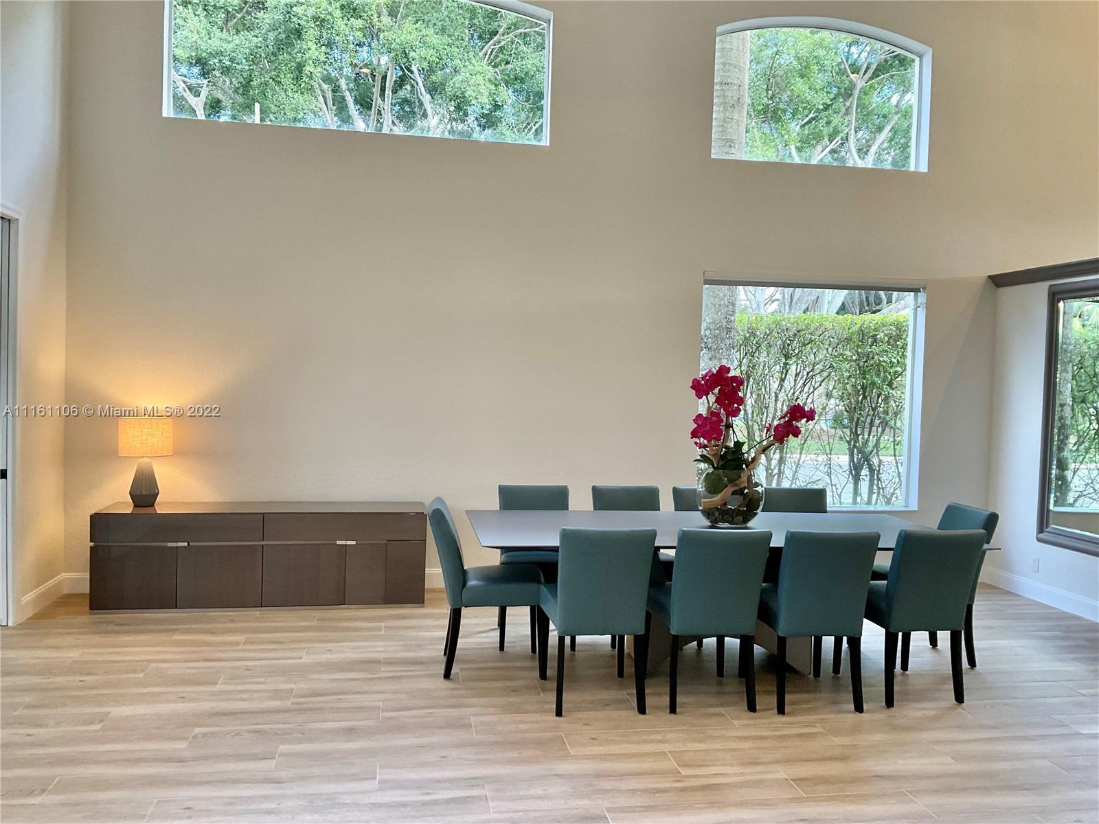 IBIS GOLF AND COUNTRY CLU - Residential Lease