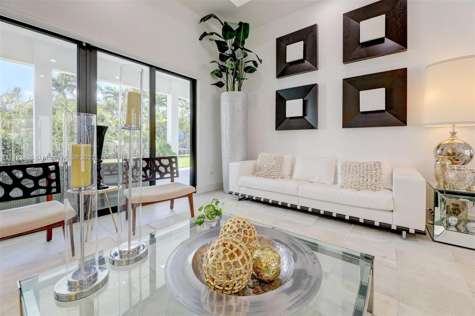 OAK RIDGE FALLS THIRD ADD - Residential