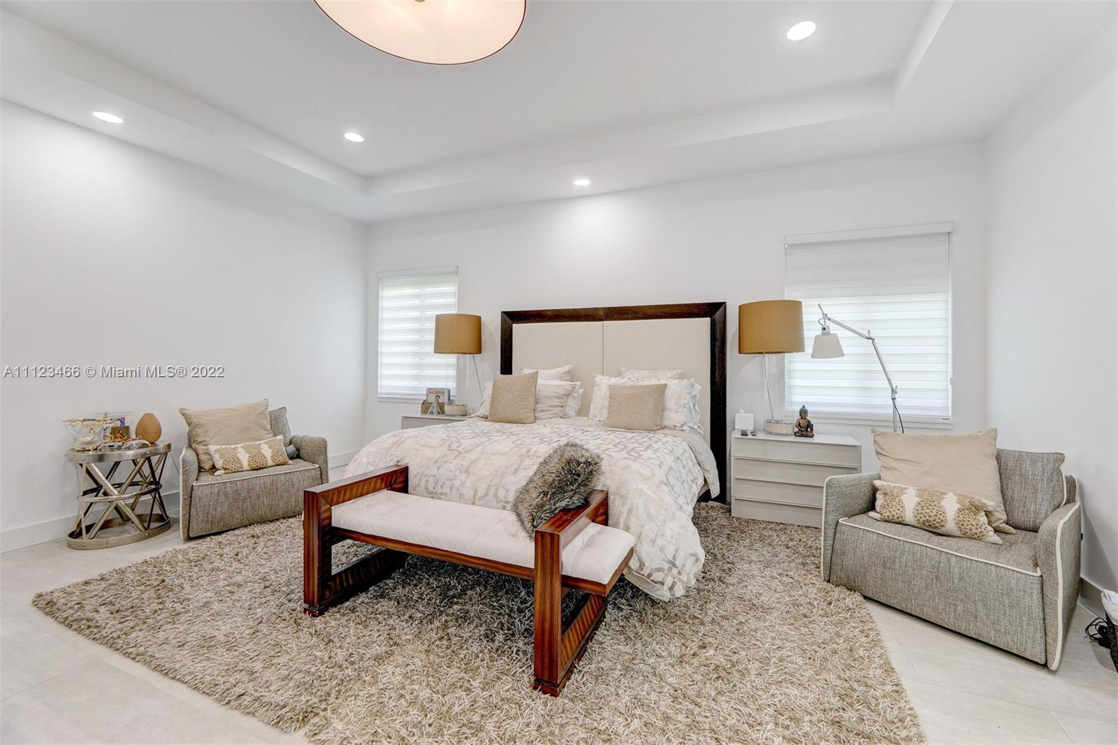 OAK RIDGE FALLS THIRD ADD - Residential