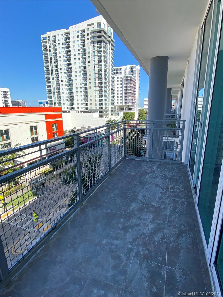 CITY 24 CONDO - Residential