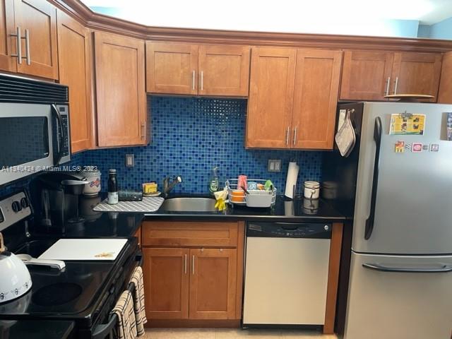 PARKVIEW PLAZA CONDO - Residential