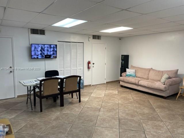 PARKVIEW PLAZA CONDO - Residential