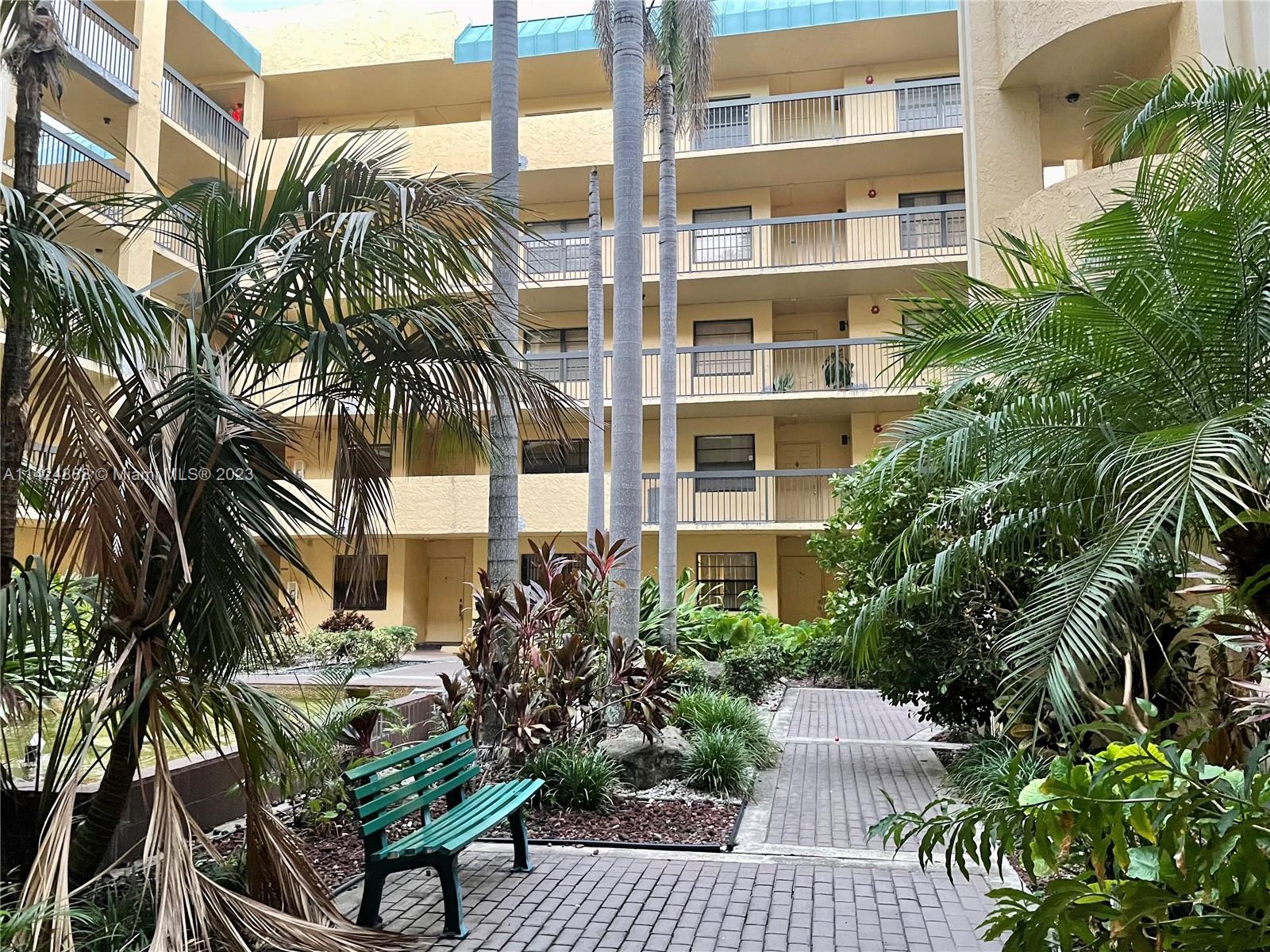 ISLES OF INVERRARY II CON - Residential
