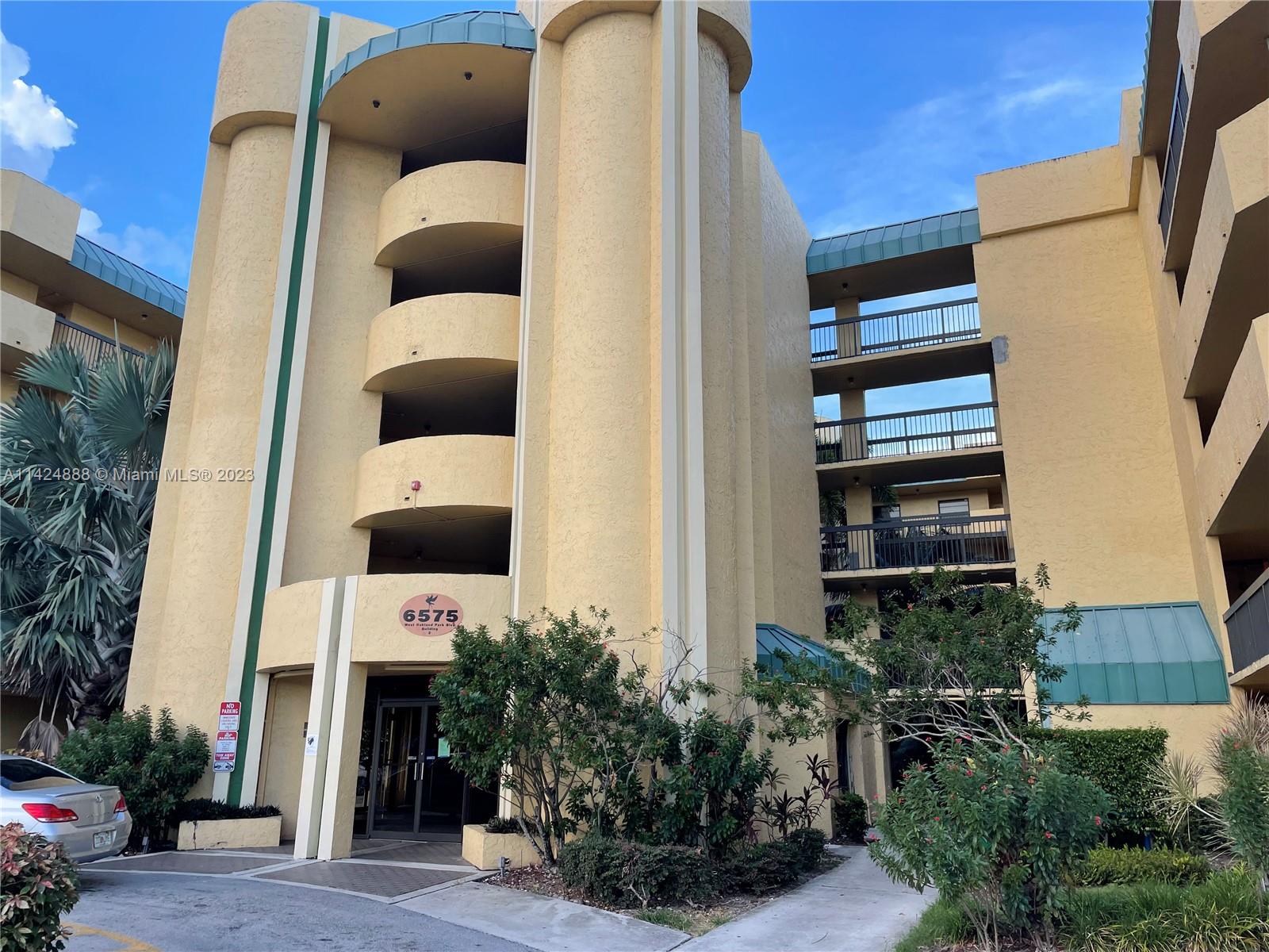 ISLES OF INVERRARY II CON - Residential