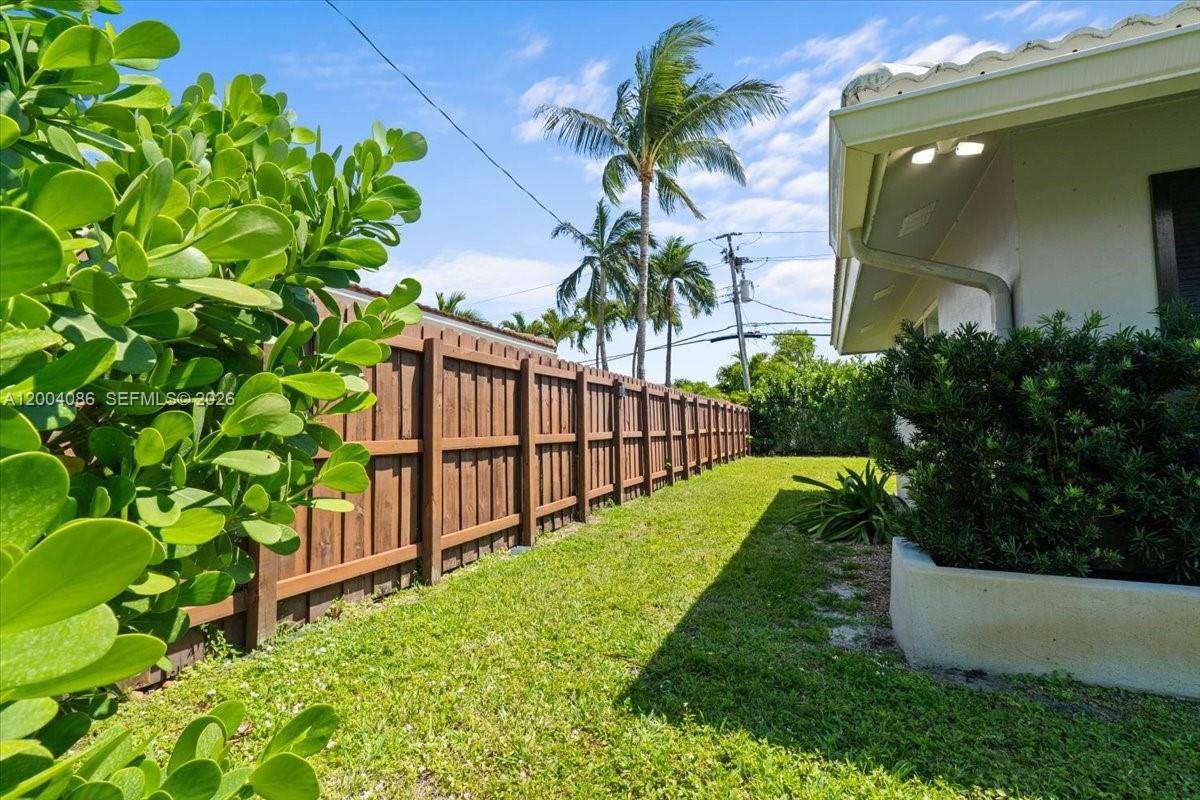 CORAL RIDGE COUNTRY CLUB - Residential