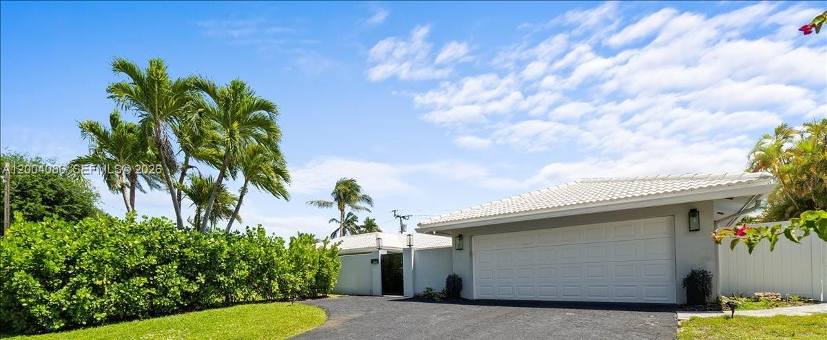 CORAL RIDGE COUNTRY CLUB - Residential