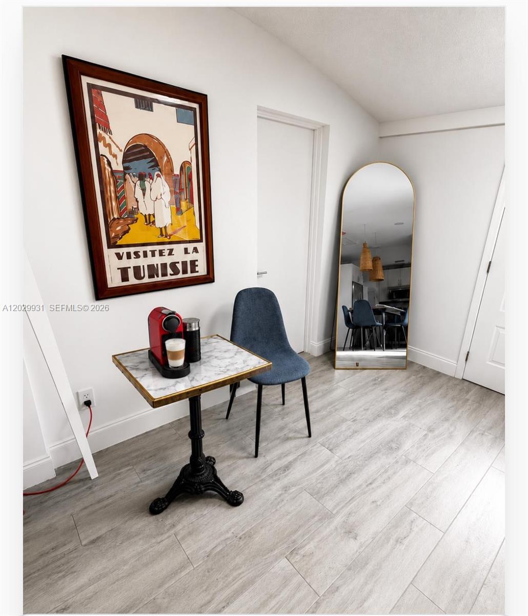 BUENA VISTA GARDENS - Residential Lease