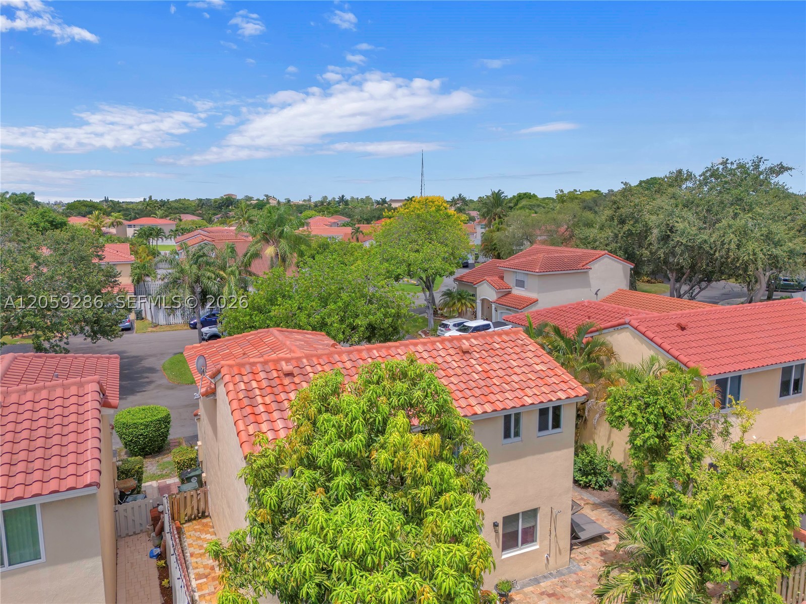 WINSTON PARK - Residential