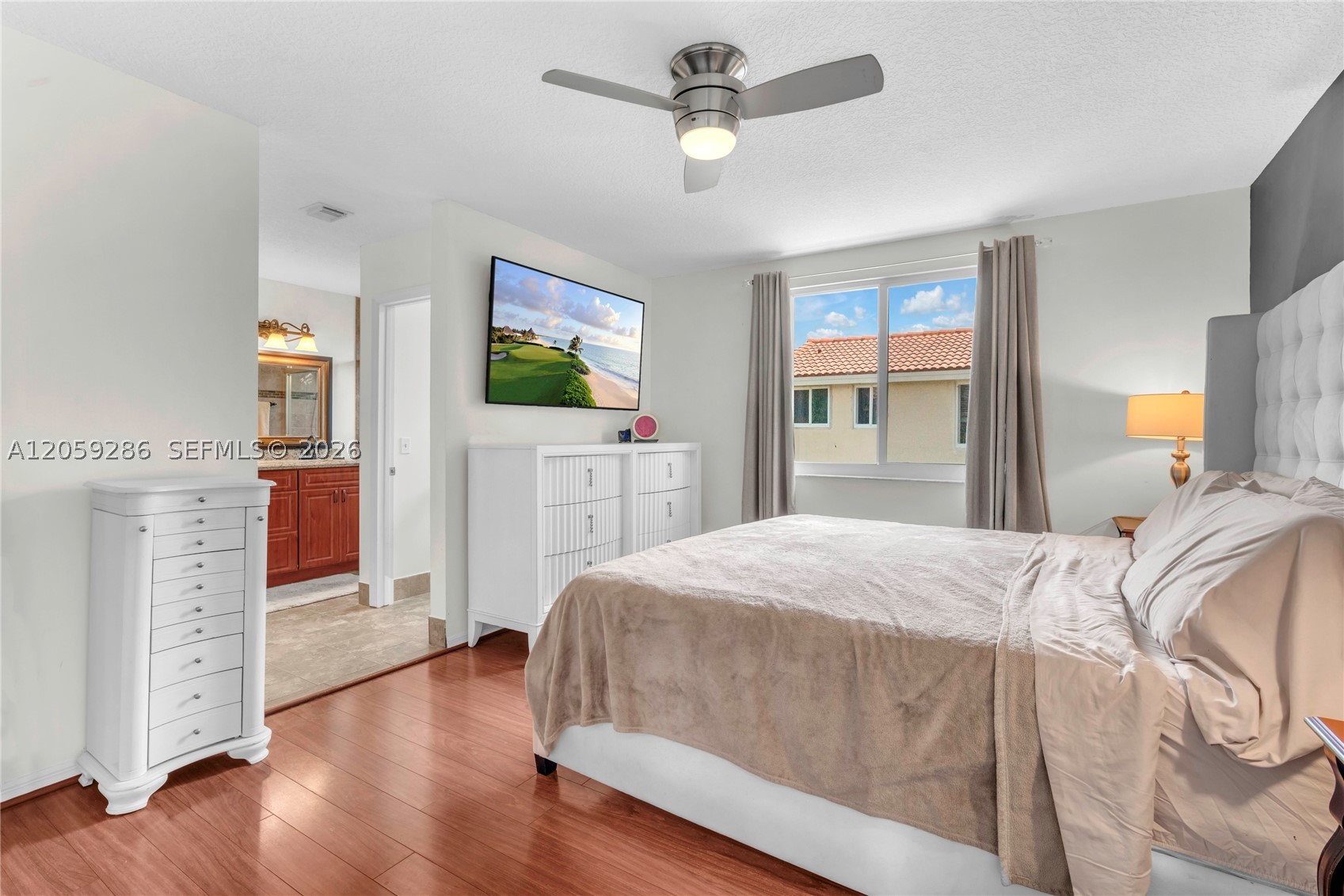 WINSTON PARK - Residential