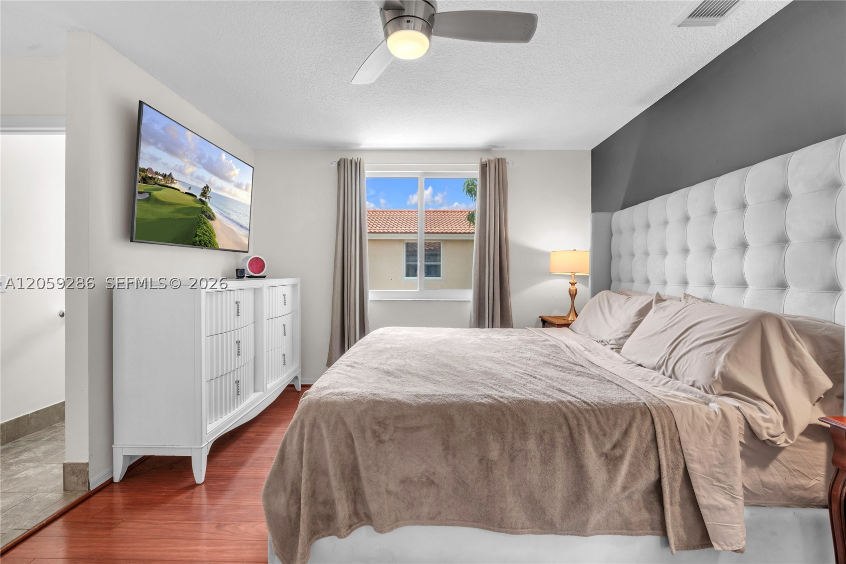 WINSTON PARK - Residential