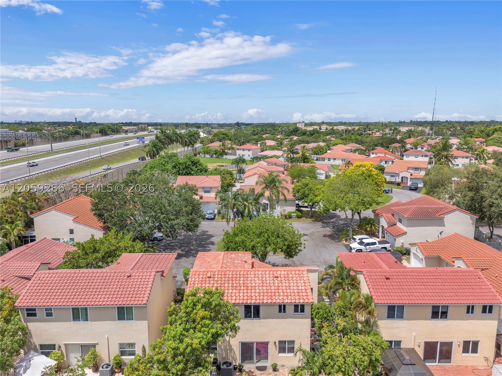 WINSTON PARK - Residential