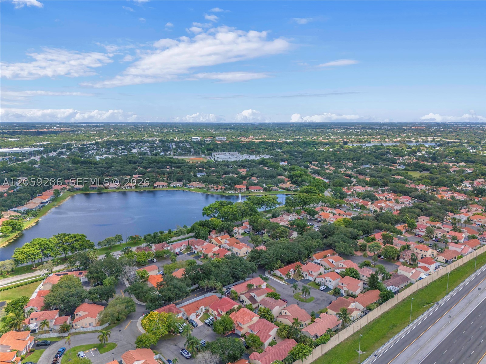 WINSTON PARK - Residential