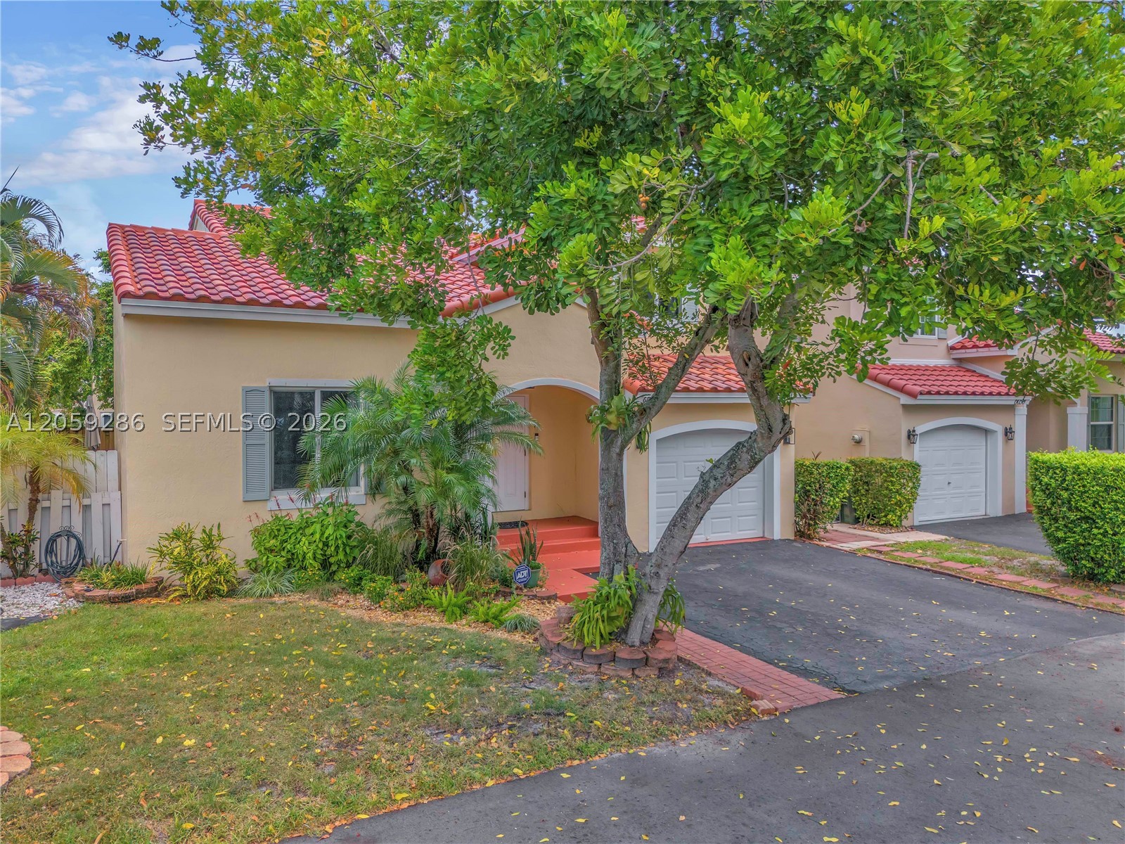 WINSTON PARK - Residential
