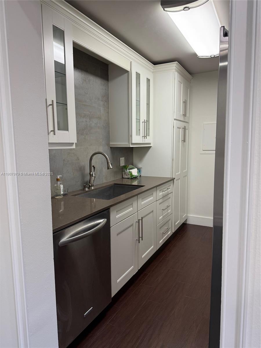 KINGS CREEK WEST CONDO BL - Residential Lease