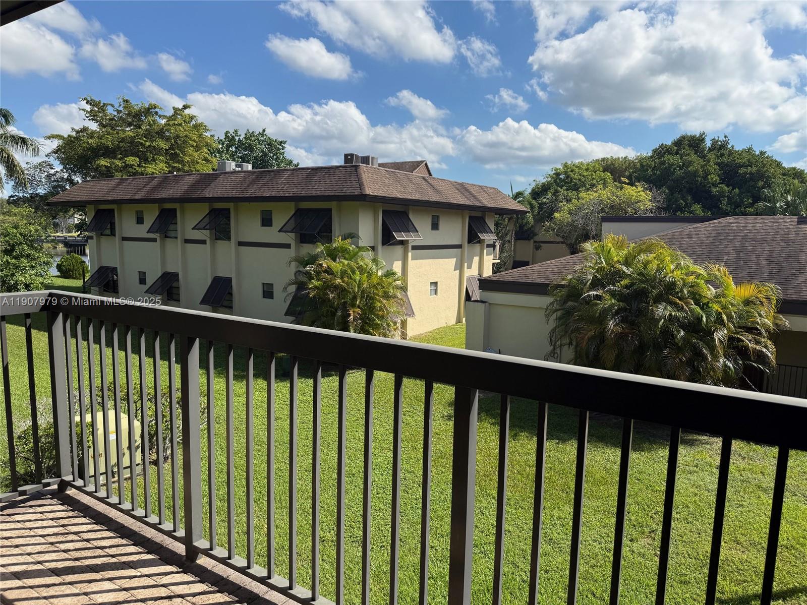 KINGS CREEK WEST CONDO BL - Residential Lease