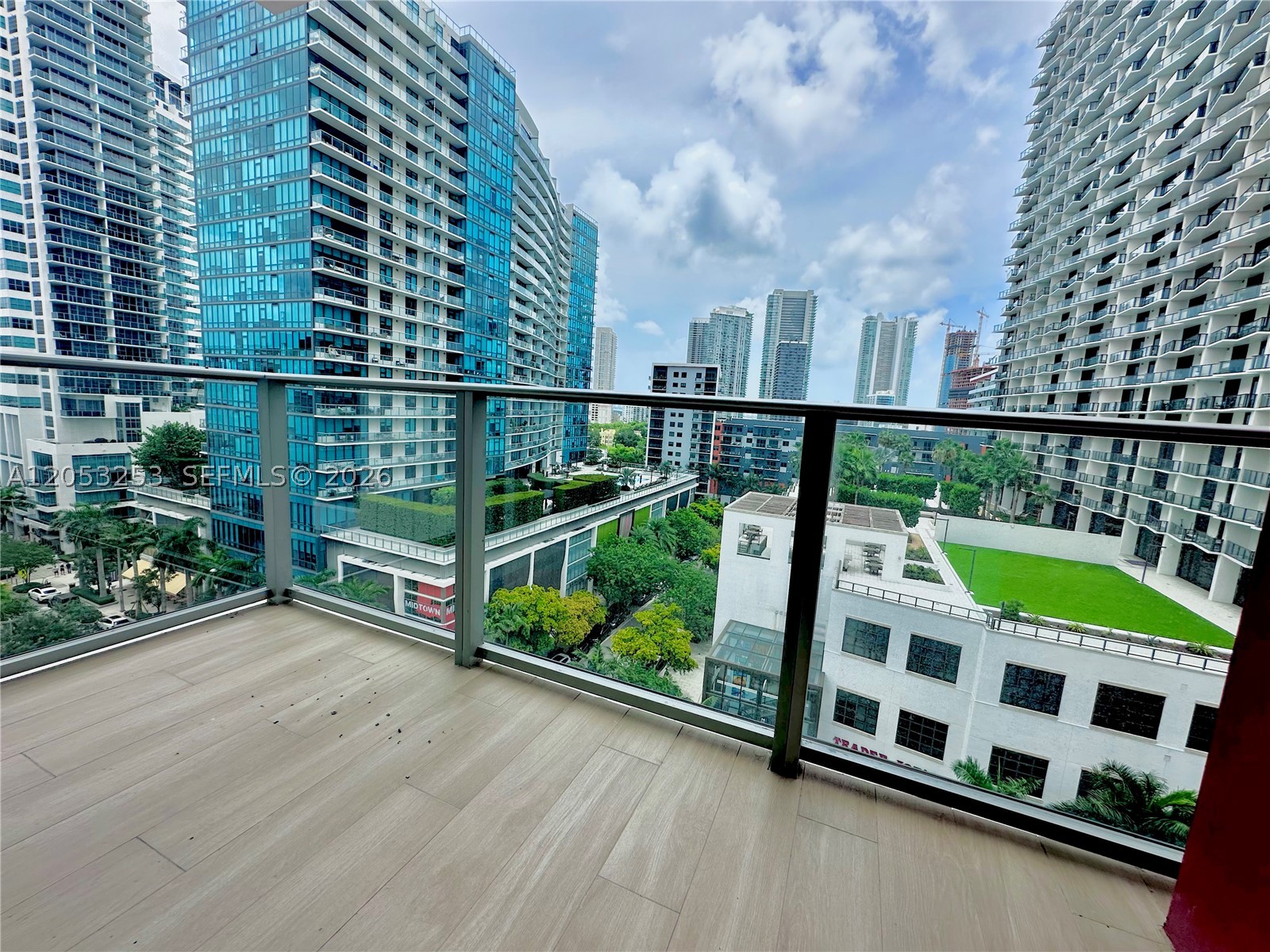 The Standard Midtown - Residential Lease