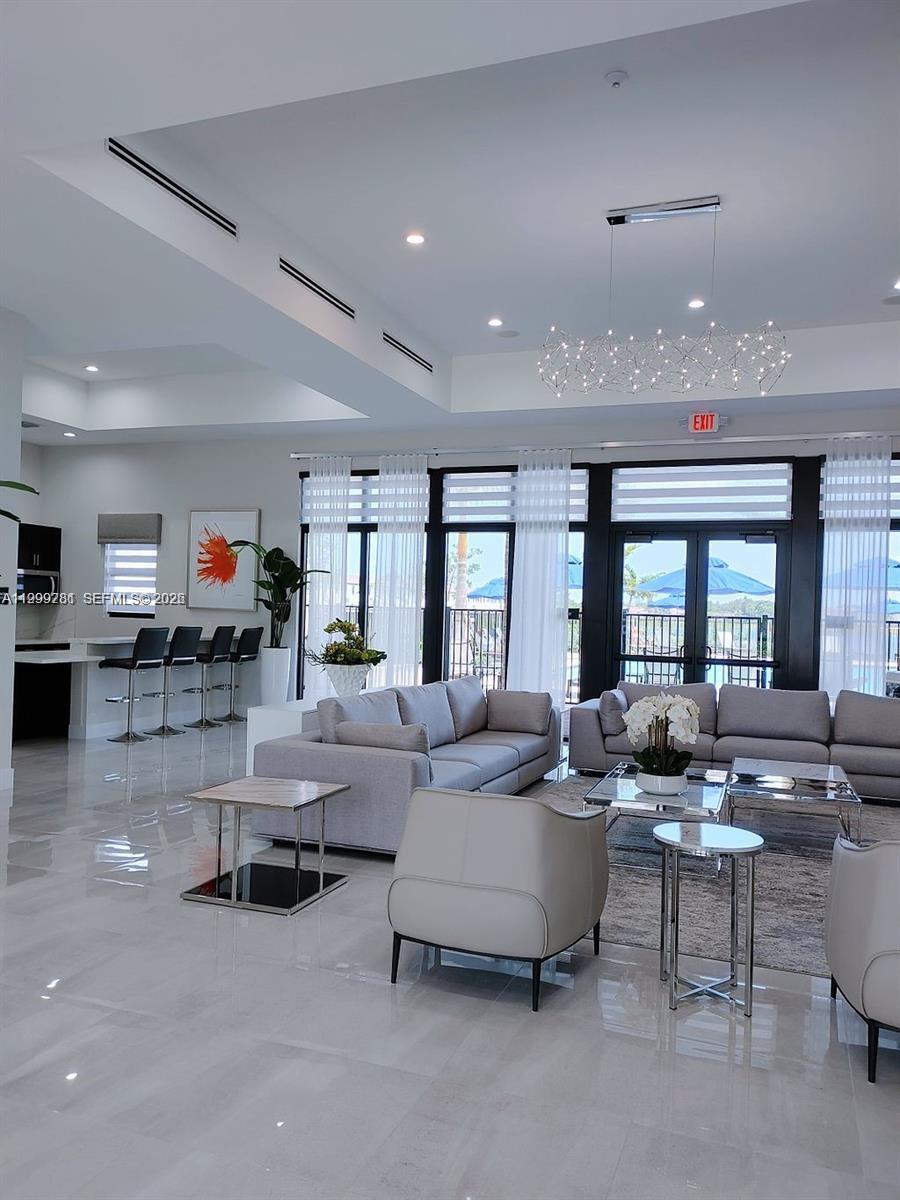 VIA VENTURA NEIGHBORHOOD - Residential