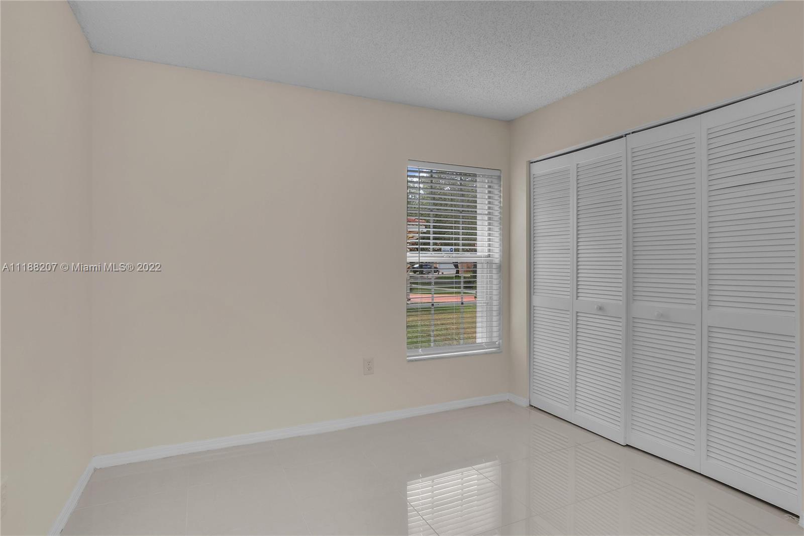 FLAMINGO ESTATES - Residential