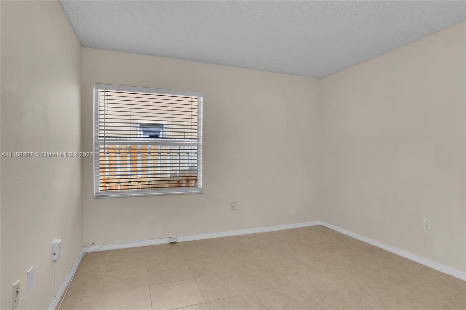 FLAMINGO ESTATES - Residential